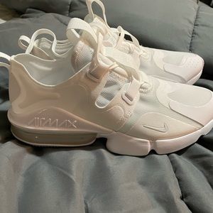Nike Airmax size 9